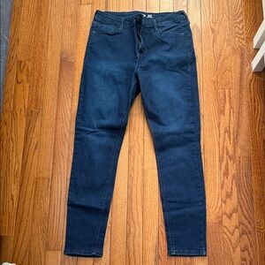 Old Navy Rockstar Jeans - Super Skinny High Rise